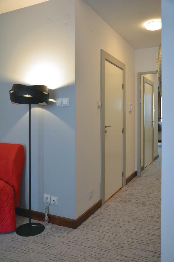 Szucha Apartments Варшава Екстериор снимка
