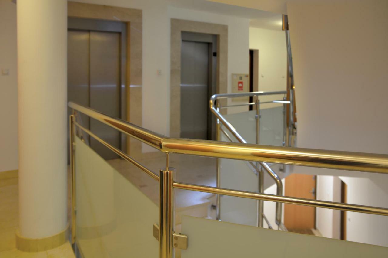 Szucha Apartments Варшава Екстериор снимка