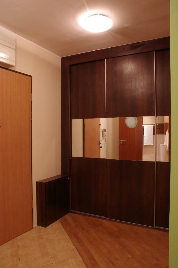 Szucha Apartments Варшава Екстериор снимка