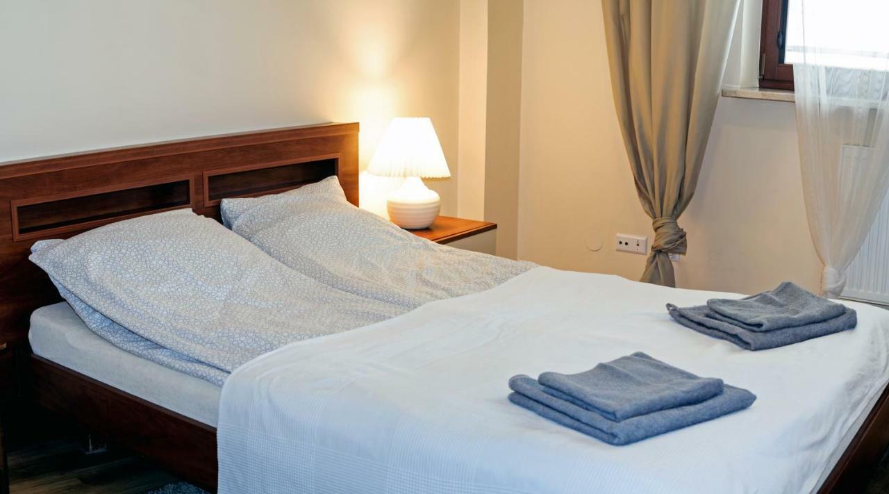 Szucha Apartments Варшава Екстериор снимка